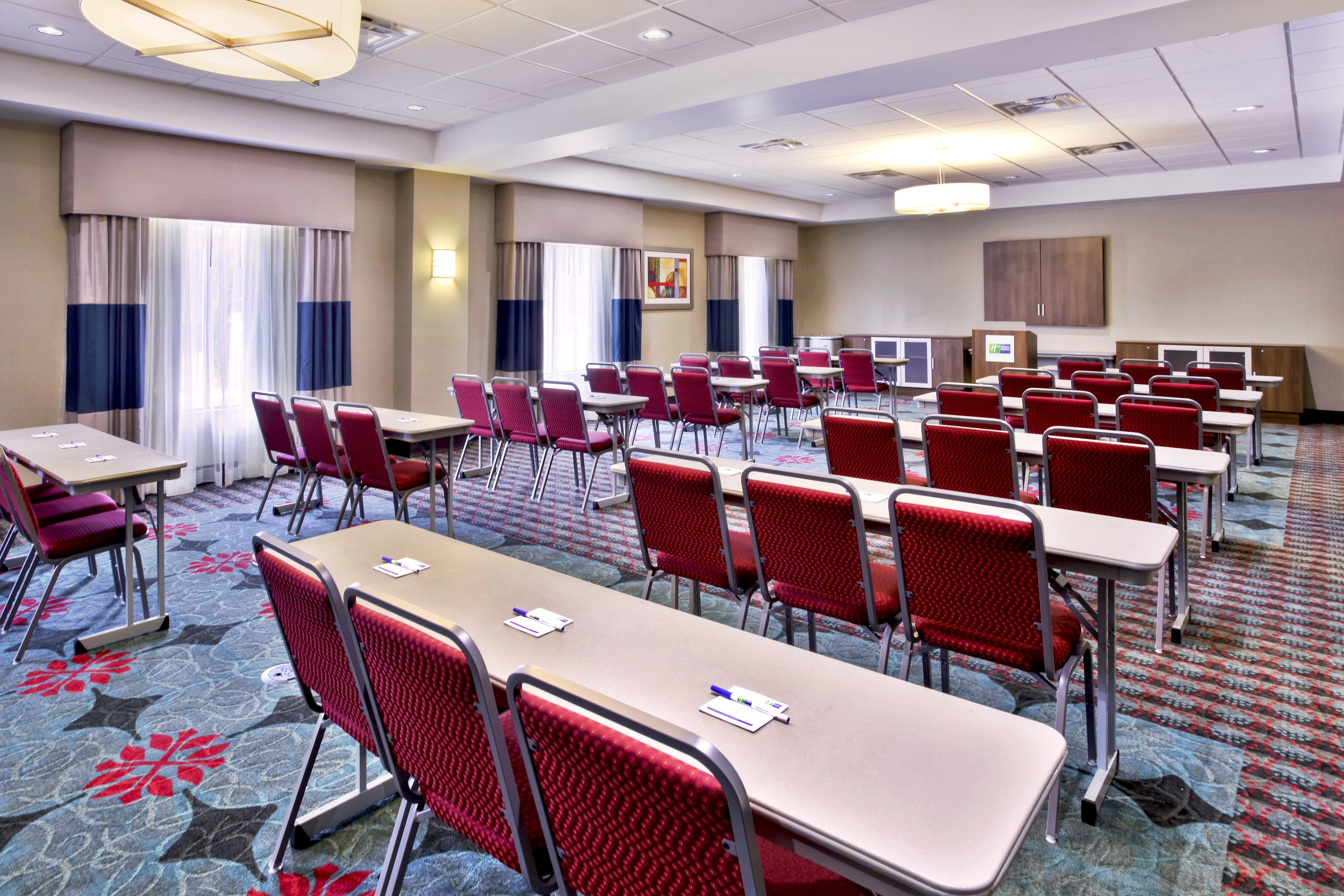 Holiday Inn Express & Suites Oak Ridge By Ihg Ngoại thất bức ảnh