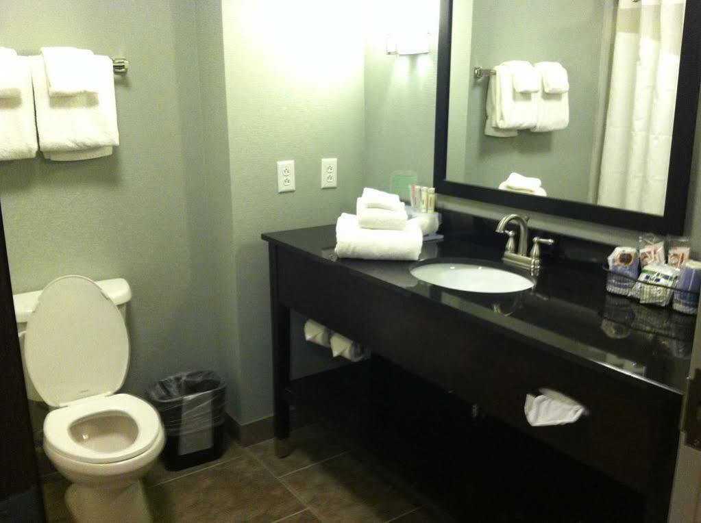 Holiday Inn Express & Suites Oak Ridge By Ihg Ngoại thất bức ảnh